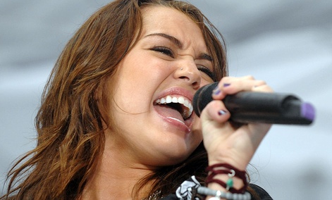 Miley Cyrus performs on NBC's 'Today' at Rockefeller Center, in New York. Miley Cyrus performs on NBC's 'Today' at Rockefeller Center, in New York.