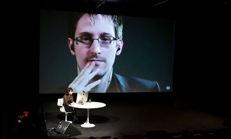 Irony Alert: Booz Allen Wins Cybersecurity Contract