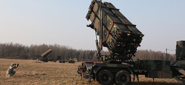 U.S. troops from 5th Battalion of the 7th Air Defense Regiment at a test range in Sochaczew, Poland, in March, 2015, demonstrating the U.S. Army’s capacity to deploy Patriot systems rapidly within NATO territory. U.S. troops from 5th Battalion of the 7th Air Defense Regiment at a test range in Sochaczew, Poland, in March, 2015, demonstrating the U.S. Army’s capacity to deploy Patriot systems rapidly within NATO territory.