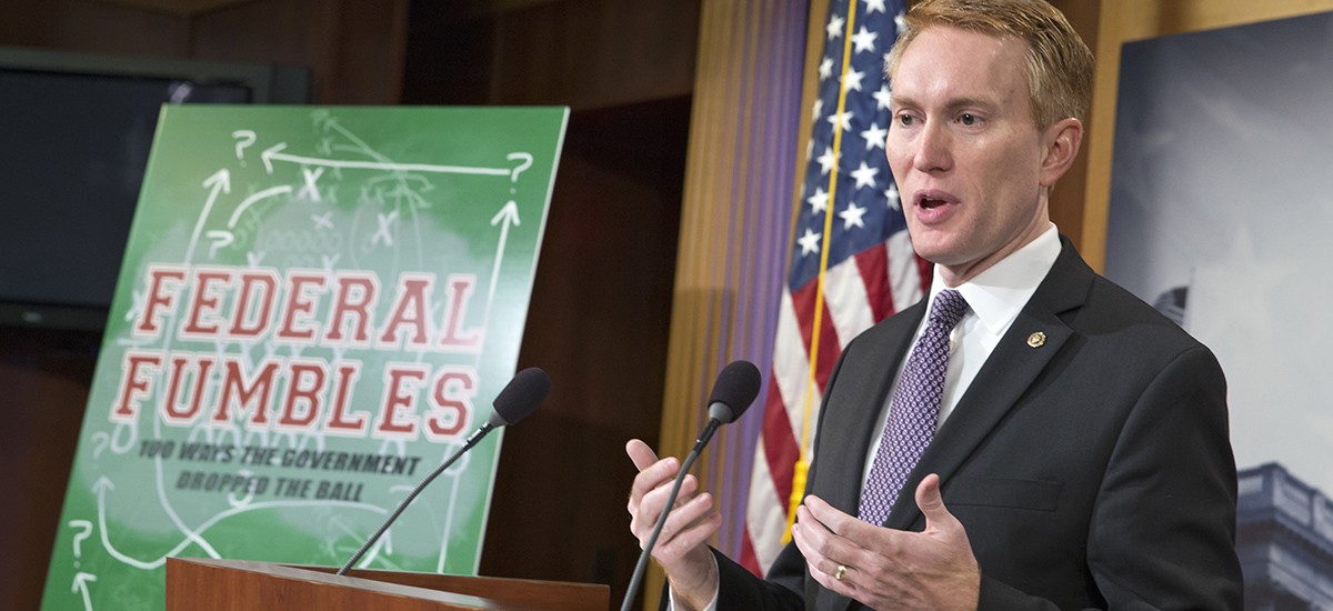 Senator Labels OPM Breach a 'Federal Fumble' of 2015 - Nextgov