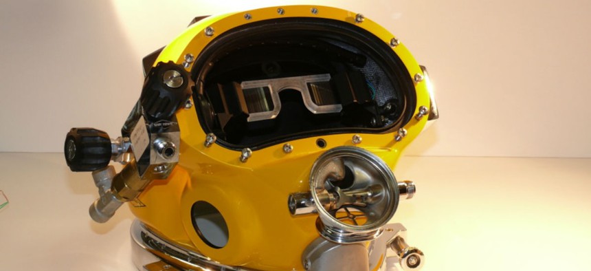 Divers Augmented Vision Display prototype