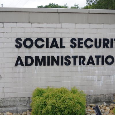 Social Security bans news access on government equipment