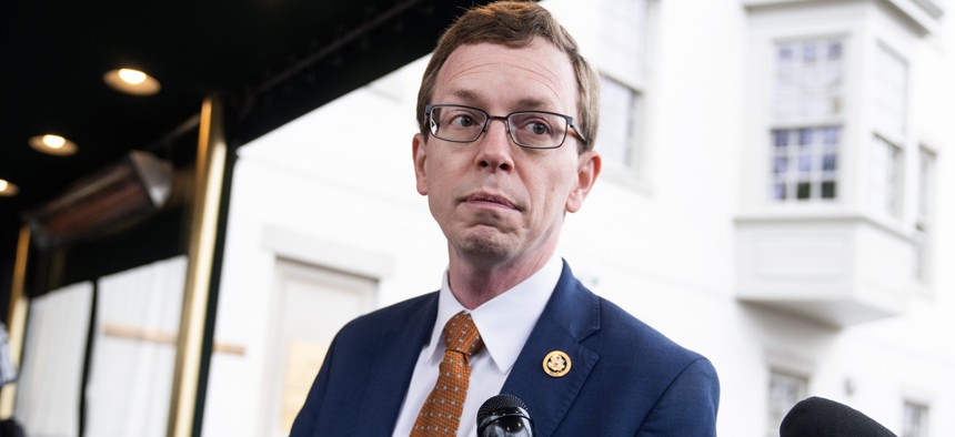 Lawmakers introduce bill to digitize government permitting