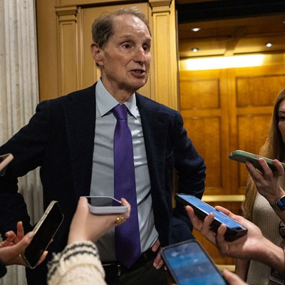 Dem lawmakers renew calls for release of delayed telecom security report