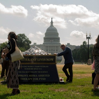 Lawmakers signal support for using AI to prevent veteran suicides in FY26 VA funding bill reports