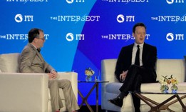 National Cyber Director Sean Cairncross (right) speaks on stage at the ITI Intersect Summit with ITI President and CEO Jason Oxman.