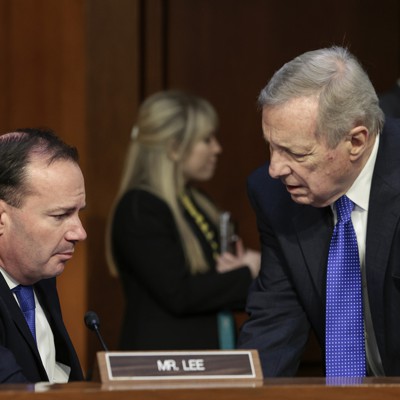 Senators to revive reform effort for controversial spying law